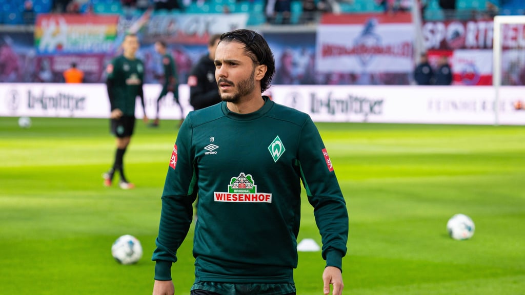 Leo Bittencourt mit Bremen bei RB Leipzig.