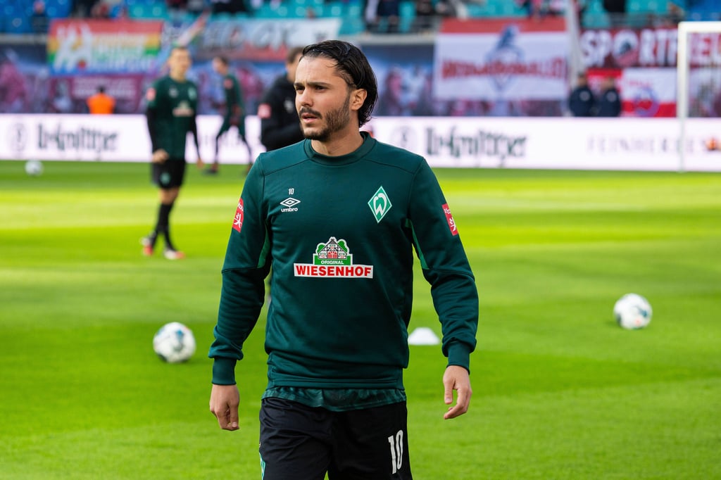 Leo Bittencourt mit Bremen bei RB Leipzig.