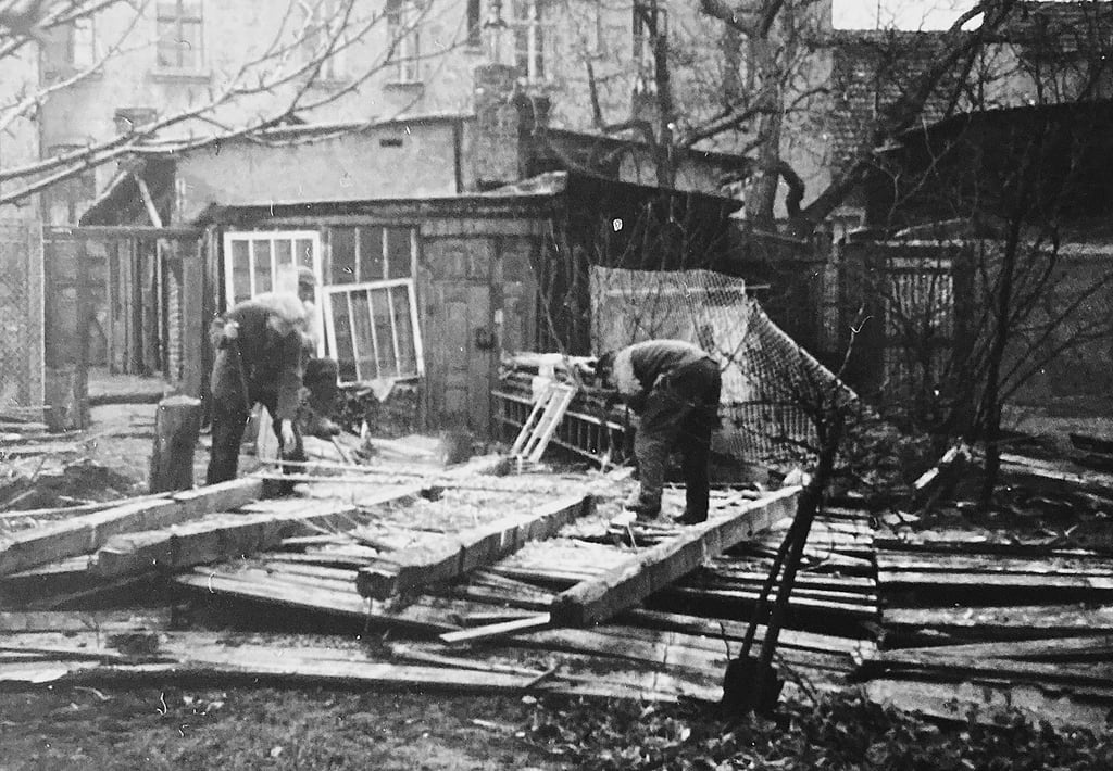 Dieses Bild entstand direkt nach dem Sturm vor 50 Jahren, der in Burg an der Ihlestraße für große Schäden gesorgt hat.