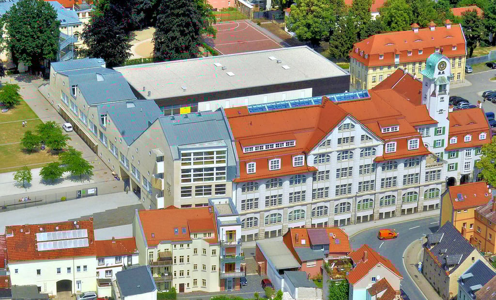 Nach Umbau und Sanierung gehört die ehemalige Industriebrache heute zu den architektonischen Schmuckstücken von Aschersleben.