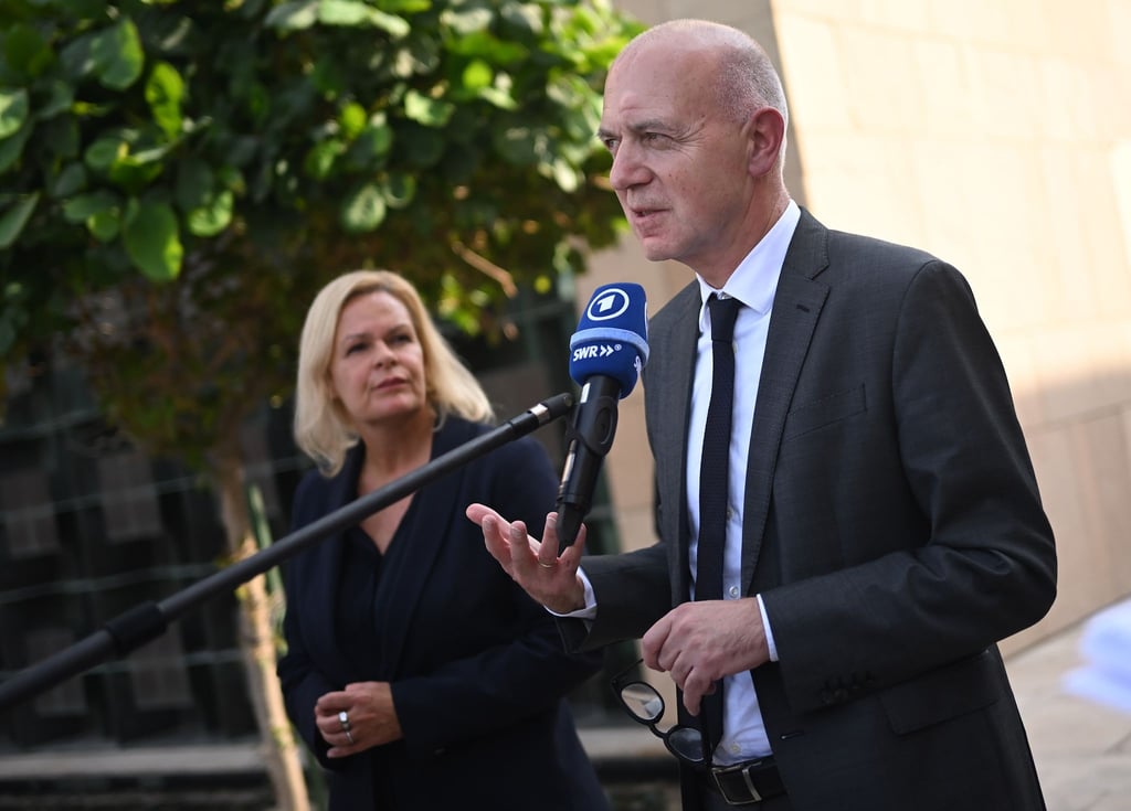 Präsident Bernd Neuendorf bezieht mit dem DFB Stellung zu einem Brief der FIFA, findet einen Fernseh-Boykott jedoch nicht hilfreich.