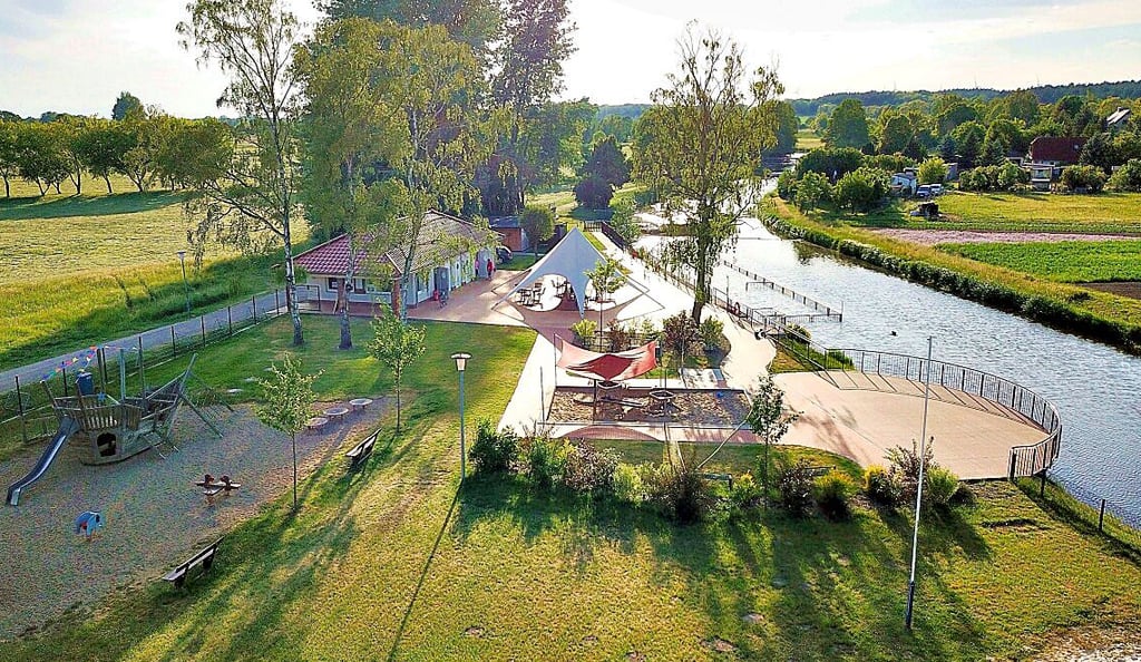 Blick aus der Vogelperspektive auf das Biesebad. Für die Freizeitstätte wird ein Pächter gesucht.