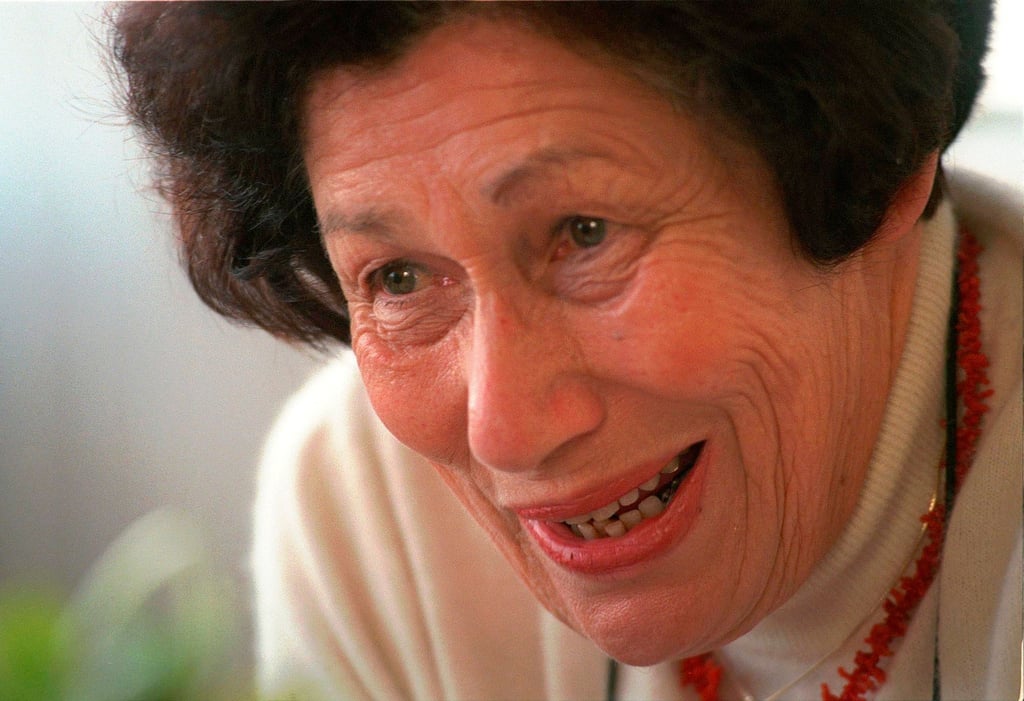 Die Holocaust-Überlebende Hannah Pick-Goslar bei einem Interview in Jerusalem 1998.