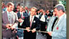 Landrat Ulrich Gerstner (von links), Ministerpräsident Reinhard Höppner und Oberbürgermeister Helmut Rieche eröffneten 1996 den allerersten Sachsen-Anhalt-Tag in Bernburg.