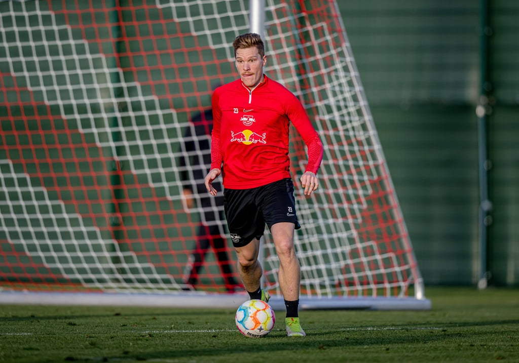 Marcel Halstenberg wird am Mittwoch bei RB Leipzig trainieren.