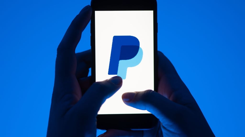 Paypal fordert künftig Geld von inaktiven Konten ein.