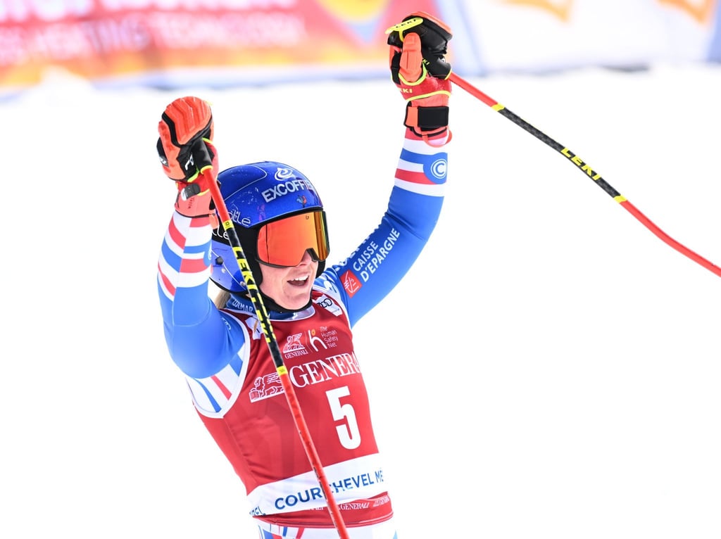 Hat sich die kleine Kristallkugel für den Sieg in der Riesenslalom-Wertung gesichert: Tessa Worley aus Frankreich.
