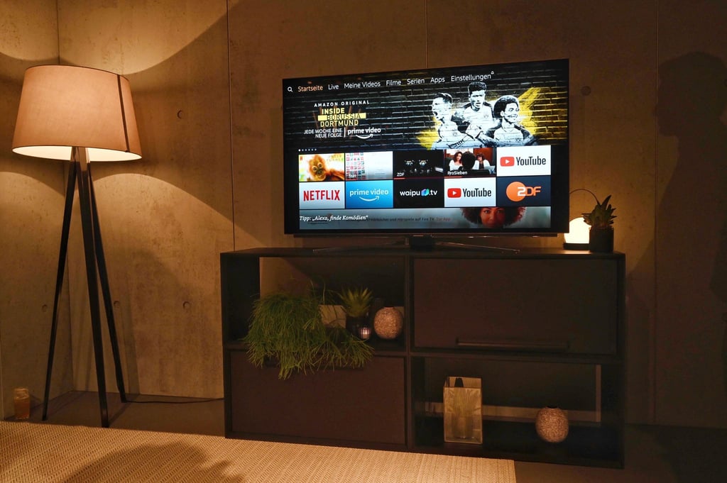 Egal wie sparsam er sein mag: Ein riesiger Fernseher bedeutet am Ende immer einen höheren Stromverbrauch verglichen mit kleineren Geräten.