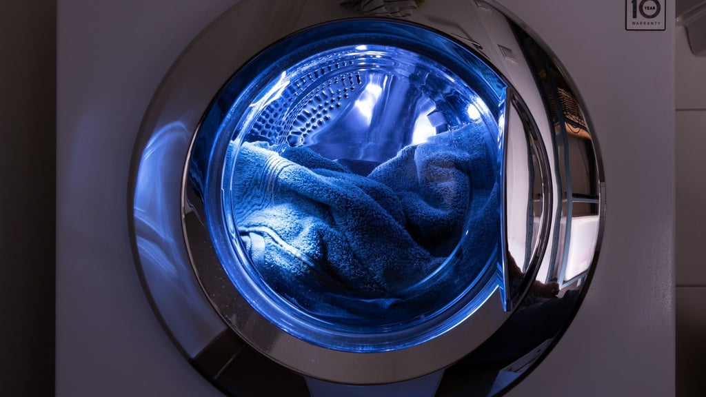 Moderne Waschmaschinen brauchen keine hohen Waschtemperaturen, um Wäsche sauber zu kriegen. Aber es braucht Waschmittel, die ihre Wirkung auch bei 20 Grad entfalten.