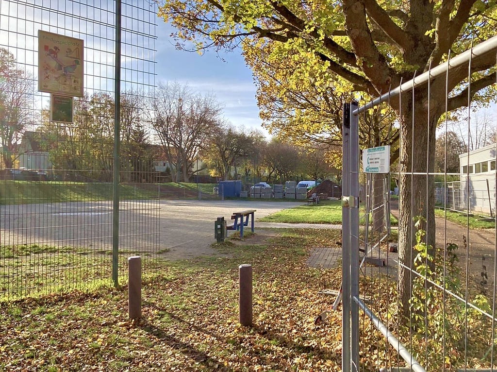 Neben dem Spielplatz soll auch der Bolzplatz am Otternweg in Magdeburg erneuert werden.