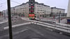 Blick auf die Magdeburger City-Kreuzung Otto-von-Guericke-Straße/Ernst-Reuter-Allee. Jetzt gibt es einen Termin, wann sie weitestgehend noch vor Tunnelöffnung freigegeben werden soll.