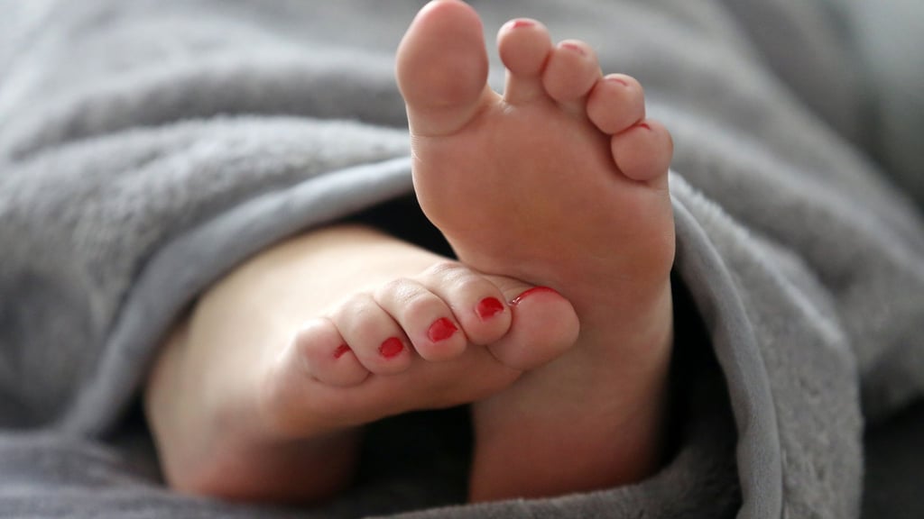 Einer Umfrage zufolge wünschen sich 43 Prozent der Frauen einen besseren Schlaf, bei den Männern sind es nur 25 Prozent.