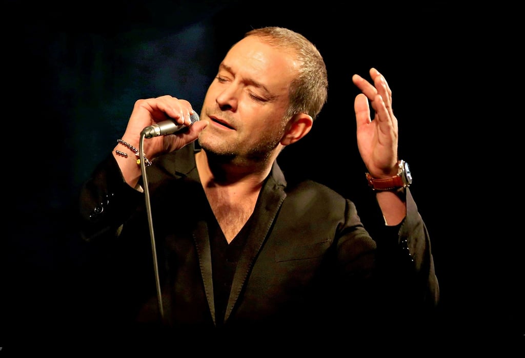 Der bekannte Tenor Björn Casapietra beginnt seine Weihnachtstournee in der Ulrichskirche in Halle.