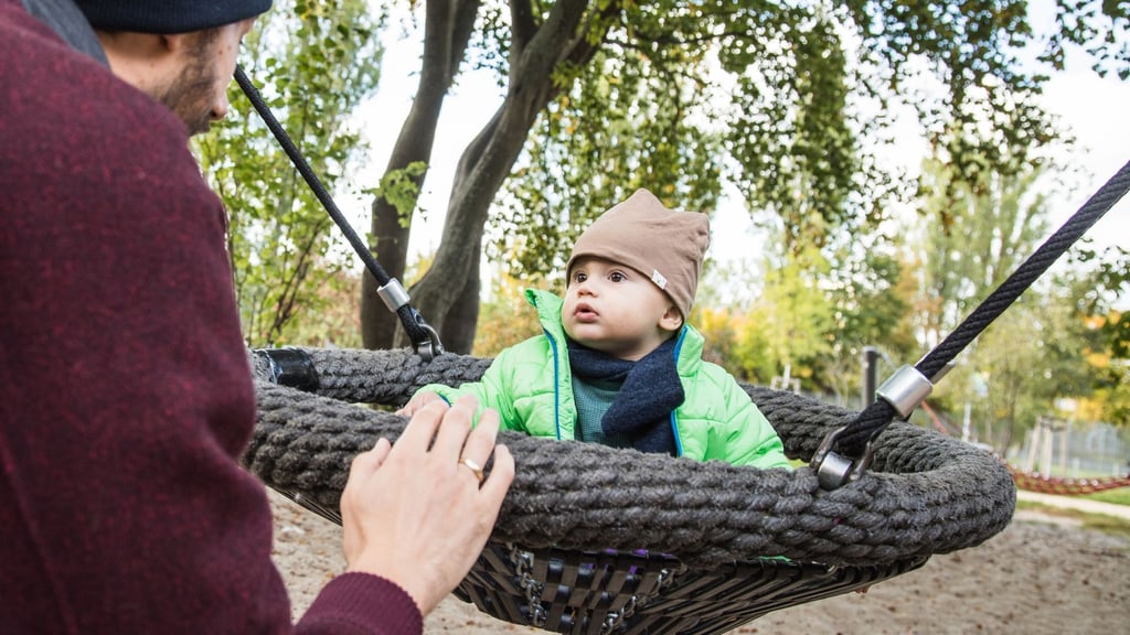 Babyhaut ist besonders empfindlich. Gute Hautpflege ist daher immer wichtig - besonders aber, wenn die Temperaturen sinken.