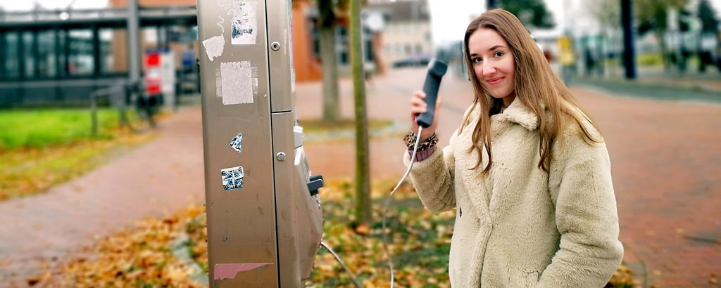 Eine der letzten Telefonsäulen steht in Salzwedel am Bahnhof. Auch sie soll abgebaut werden.