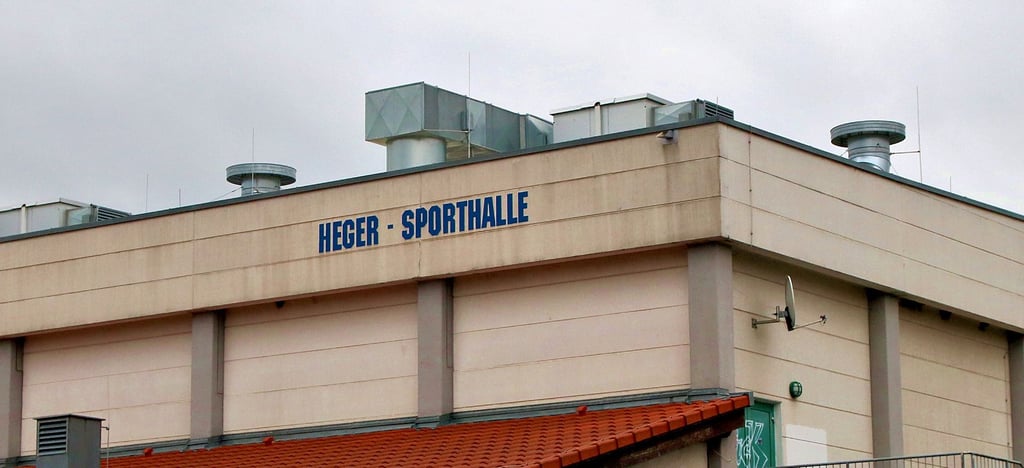 Der Hallenboden der Hegersporthalle in Calbe soll im kommenden Jahr erneuert werden. Rund 100.000 Euro werden investiert.