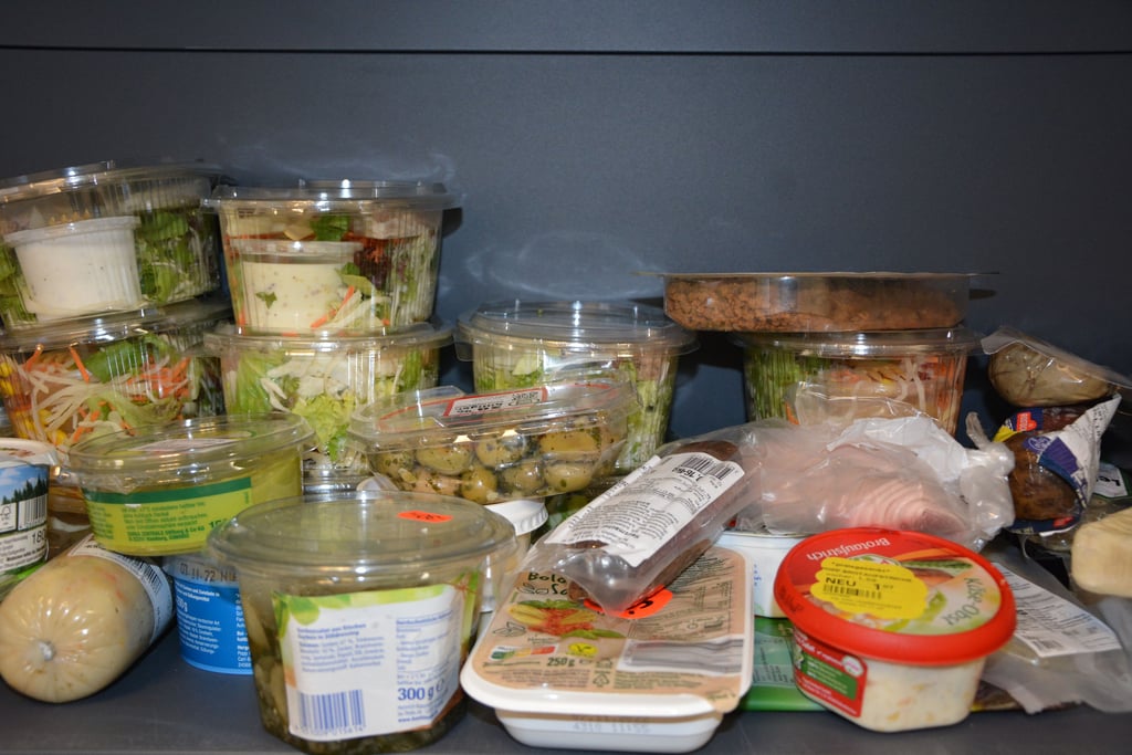 Neben Obst und Gemüse verteilt die Osterburger Tafel auch Käse, Wurst und Brot - was sie eben so bekommt.