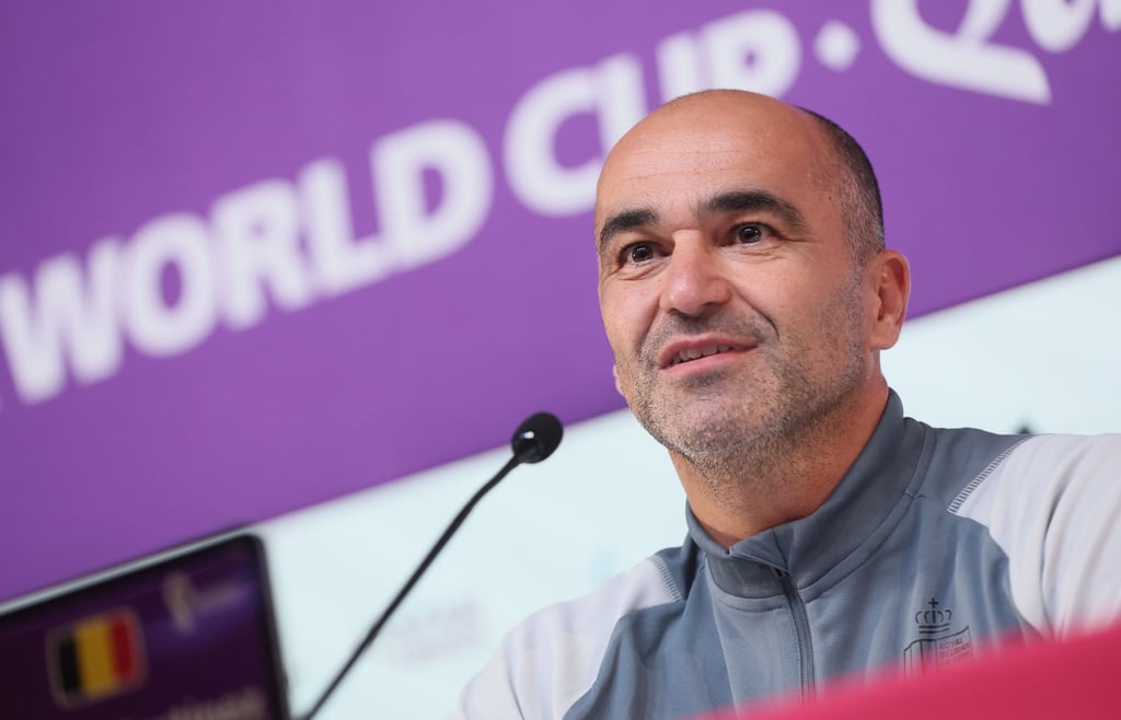 Belgiens Trainer Roberto Martinez spricht während eines Medientermins.