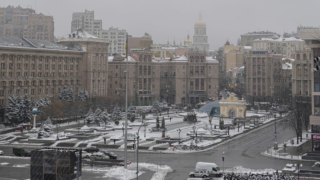 Vor neun Jahren protestierten Menschen in Kiew auf dem Maidan-Platz gegen die russlandfreundliche Regierung.