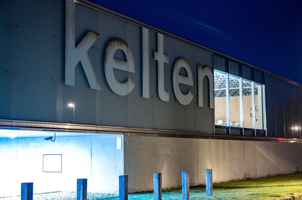 Diebe haben aus dem Kelten-Römer-Museum in Manching einen mehrere Millionen Euro teuren Goldschatz erbeutet.