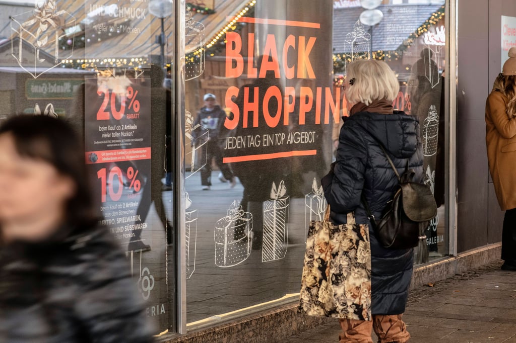 Auch viele stationäre Geschäfte setzen inzwischen auf Rabattaktionen am "Black Friday".