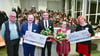  Annett Baasch (2. von rechts) und Fabian Herz (3. von rechts) sind mit den Forschungspreisen der Hochschule Anhalt geehrt worden. Ihre mit je 5.000 Euro dotierten Preise wurden von Josef Settele und Jörg Bagdahn (von links) sowie Sabine Tischew (rechts) überreicht.