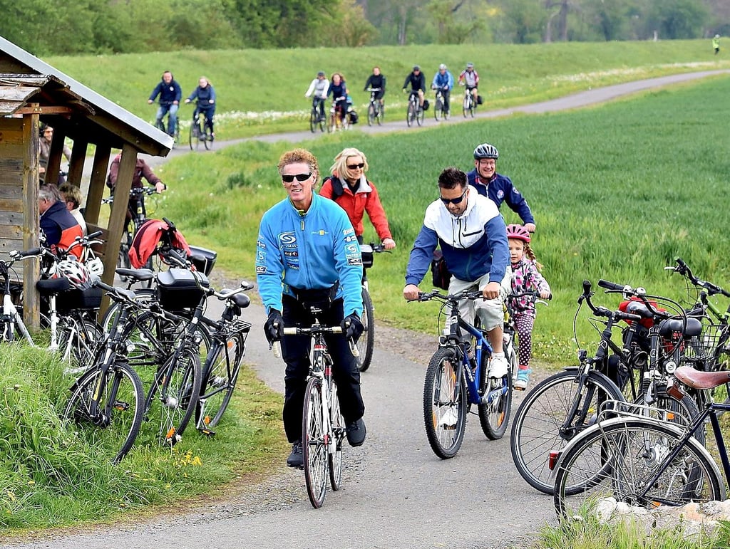Teile des Elsterradweges in der Region Zeitz, für den der Saale-Unstrut-Tourismusverein auch wirbt, werden beim An- und Abradeln der Weinroute entlang der Weißen Elster mit befahren, hier beim Anradeln 2019.