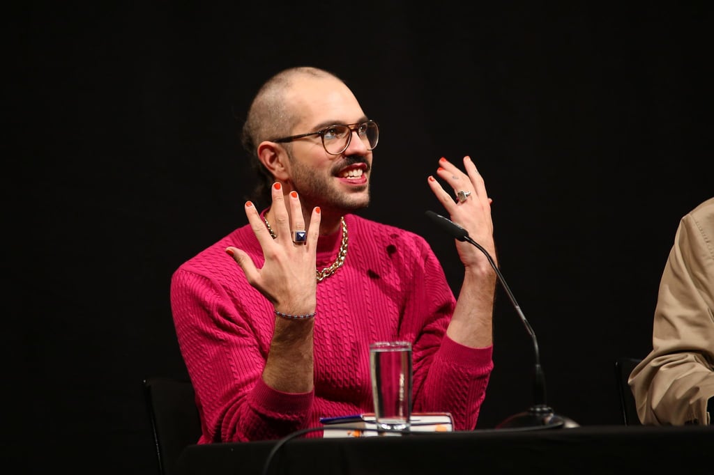 Kim de l'Horizon gibt auf dem Göttinger Literaturherbst eine moderierte Lesung.