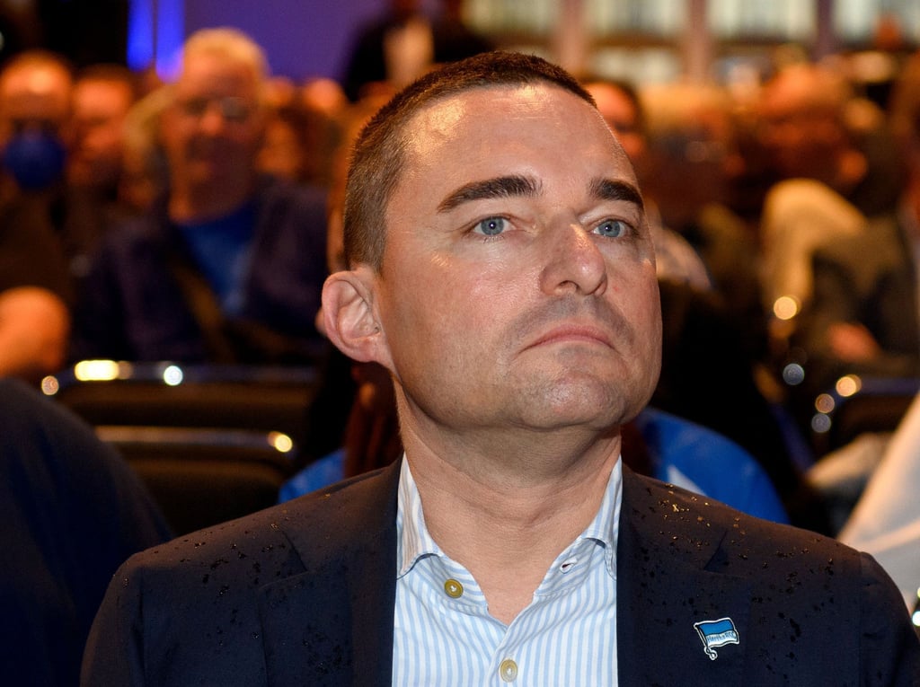 Unternehmer Lars Windhorst denkt nach.