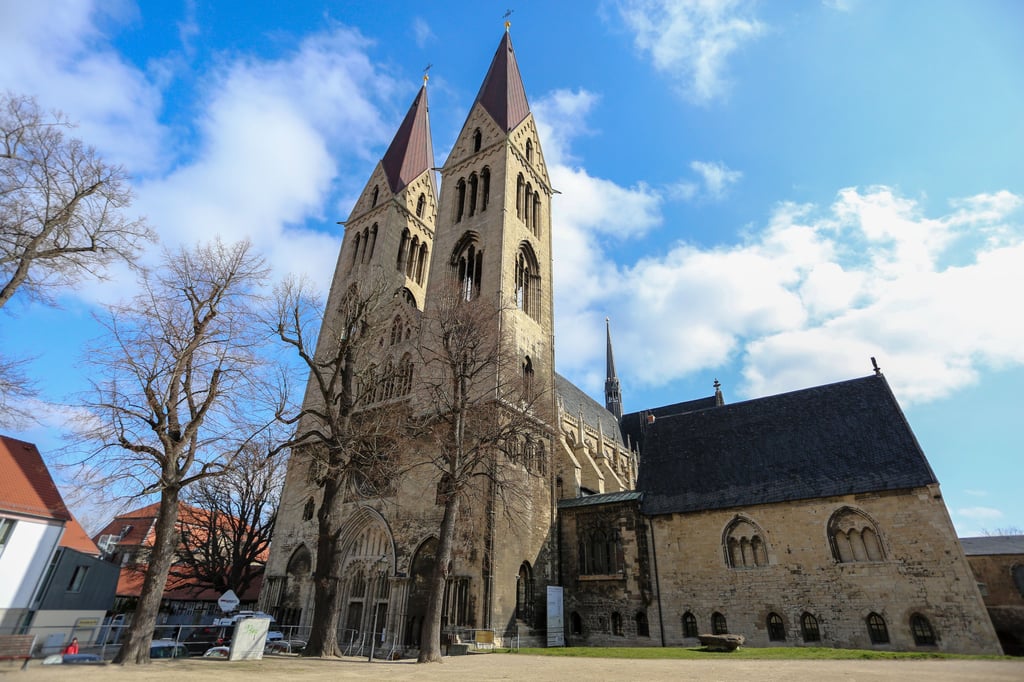 Das Einläuten der Adventszeit lockt alljährlich die Besucher scharenweise vor den Halberstädter Dom. Am Samstag, 26. November, ist es wieder so weit.
