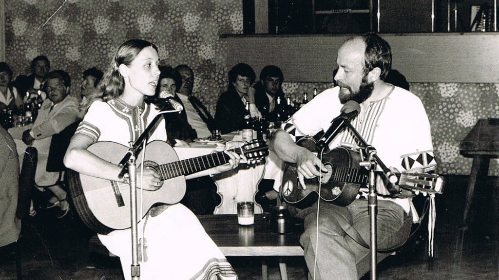 Eines der ersten Fotos von Hoahnenfoot, aufgenommen im Gardelegener Volkshaus im Juni 1983.