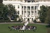Naomi Biden und Peter Neal heiraten auf dem Südrasen des Weißen Hauses.