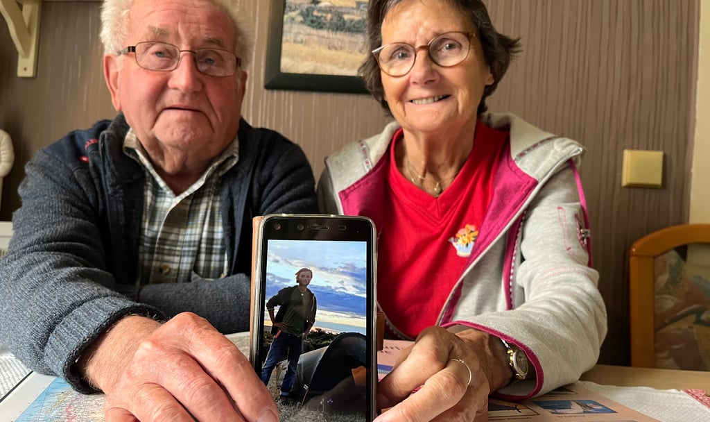 Opa Günter und Oma Helga Zersch verfolgen alles, was Enkel Florian von seiner Fahrrad-Weltreise berichtet. Aktuell hat er sein Zelt in Patagonien in Südamerika aufgeschlagen.