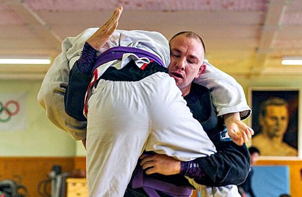 Sebastian Otto aus Halle ist Welt- und Europameister im Brazilian Jiu-Jitsu. Er wird am Samstagabend Gast des Oberliga-Heimspiels der HCB-Männer gegen Pirna/Heidenau sein - und demnächst eventuell auch ihr Trainingspartner.
