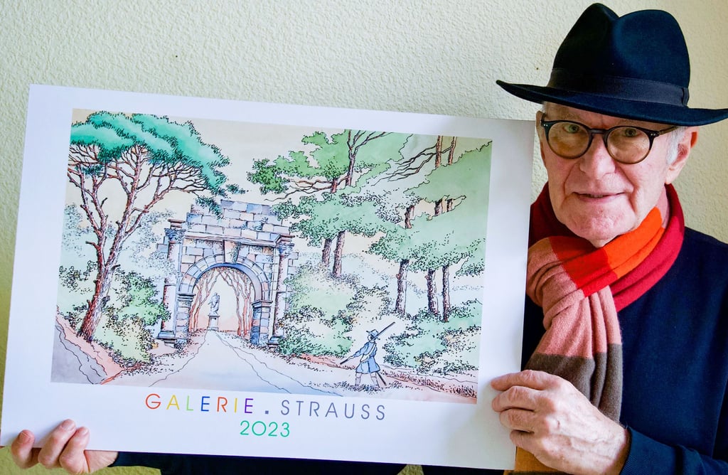 Grafiker Peter Strauß präsentiert seinen Kalender für 2023
