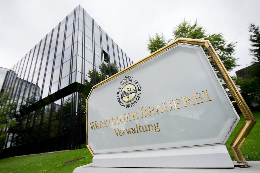 Blick auf die Konzernzentrale der Warsteiner Brauerei.
