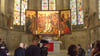 Umstrittener Cranach-Triegel-Altar im Westchor des Naumburger Domes: Noch bis zum vierten Dezember ist das Kunstwerk im Dom zu sehen, dann wird es für ein halbes Jahr im Diözesanmuseum Paderborn gezeigt. 