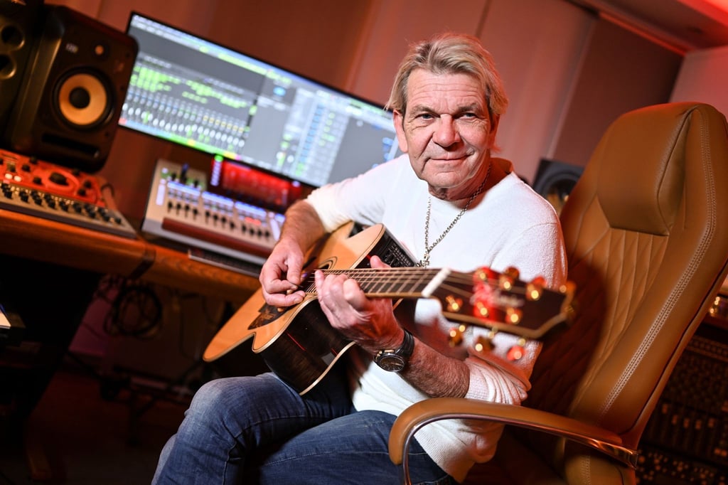 Matthias Reim in seinem Musikstudio. Jetzt wird er 65.