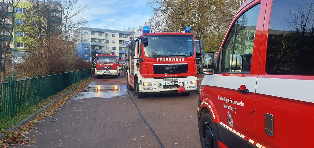 Feuer in einer Wohnung am Roßmarkt in Merseburg