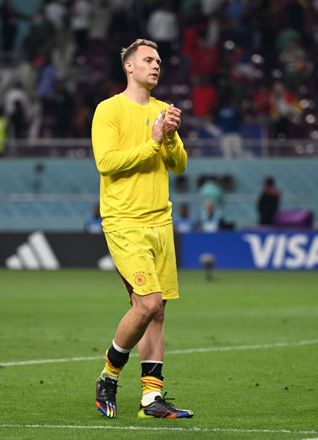 Sichtliche enttäuscht und frustriert nach dern Niederlage gegen Japan: Manuel Neuer.