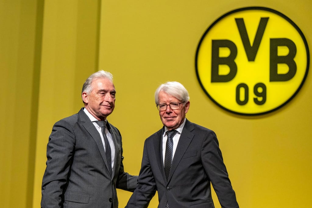 Der neue BVB-Präsident Reinhold Lunow (l) übernimmt die Amtsgeschäfte von Reinhard Rauball.