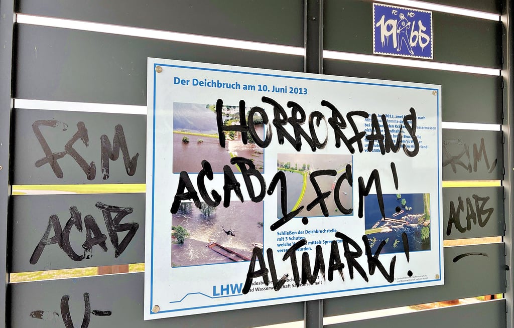 Solche kriminellen Fans betreiben wahrlich keine Werbung für die Magdeburger Fußballer. Die Fischbecker sind sprachlos, verärgert und empört über solch gedankenlosen Umgang mit dieser für sie so wichtigen Gedenkstätte.