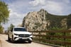 Mercedes bringt einen neuen GLC für mindestens 57.632 Euro in den Handel. Neben fünf konventionellen Verbrennern stehen drei Plug-in-Hybride zur Auswahl.