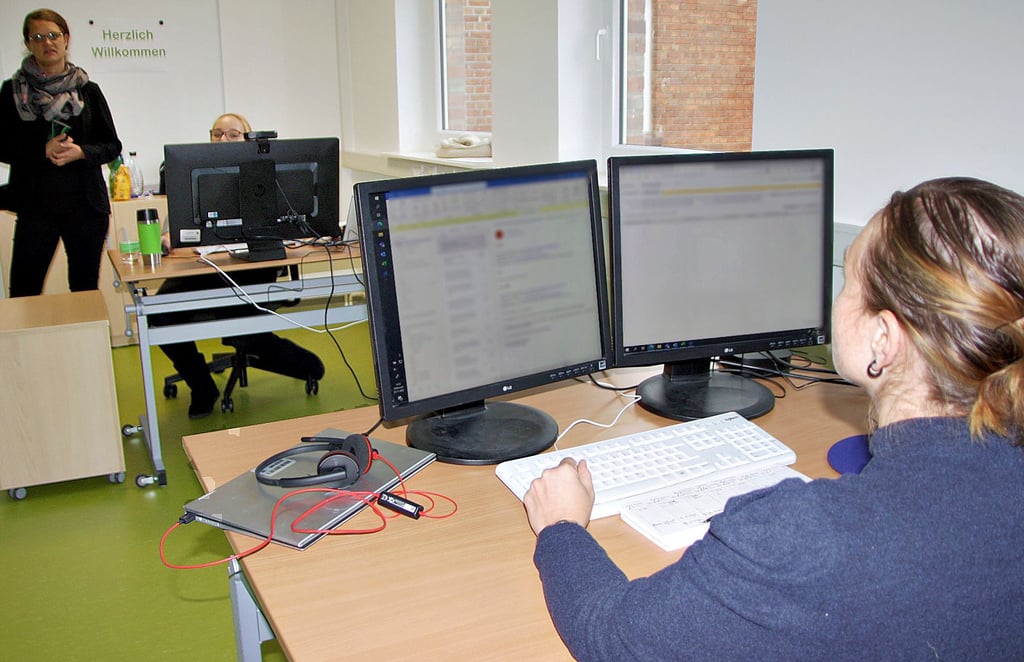 Die Mitarbeiterinnen der ComTS Nord GmbH können das Co-Working-Center in der ehemaligen Schule in Nordgermersleben als alternative Home-Office-Arbeitsplatzvariante weiterempfehlen.