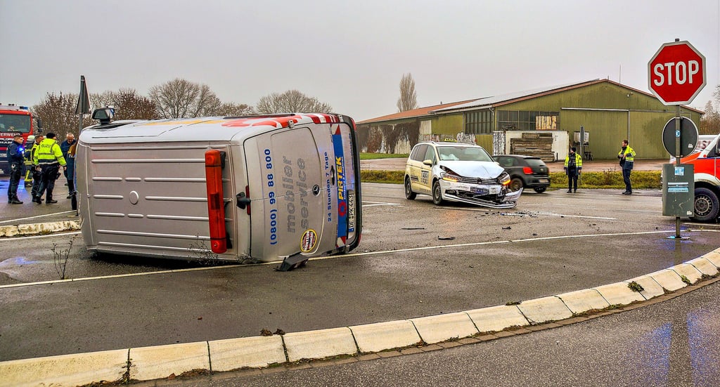 Unfall Schleibnitz 2 Fahrzeuge