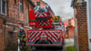 Die Feuerwehrleute gelangten über eine Auffahrt von der Straße Vor dem Lüchower Tor zum Brandherd. 