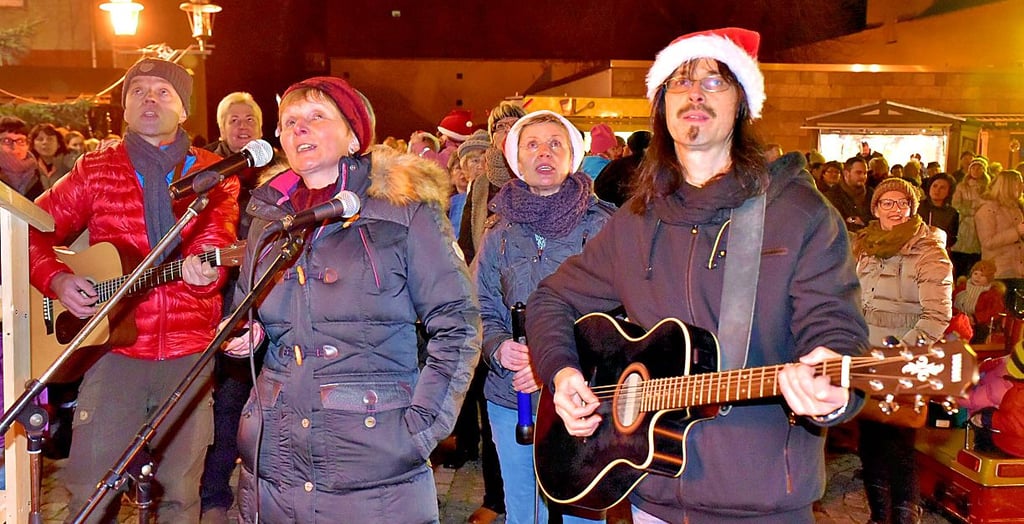 Wie in der Vergangenheit wird auch der diesjährige Hohenmölsener Weihnachtsmarkt musikalisch.