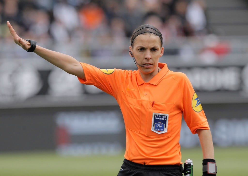 Die Schiedsrichterin Stephanie Frappart.