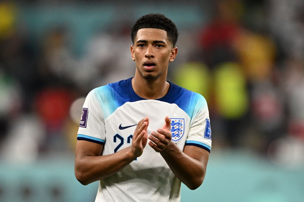Englands Jude Bellingham jubelt nach dem Spiel gegen den Iran.