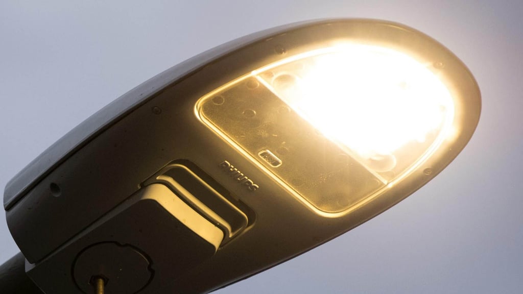 LED-Straßenlampen sollen im Seegebiet Mansfelder Land beim Sparen helfen.